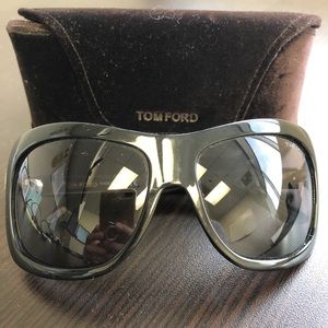 Tom Ford Sunglasses - Black - Gorgeous